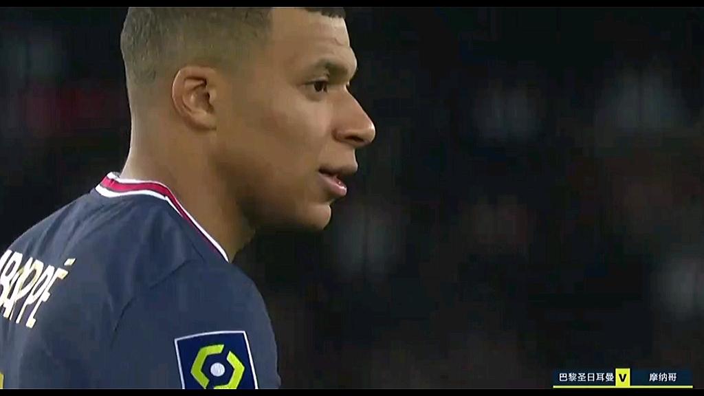 亚博-包含Ning连续十二场比赛得分超过战术调整，巴黎圣日耳曼不断突破！观众掌声雷动的词条