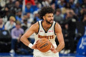 亚博-穆雷连续七场比赛得分超过比分优势明显，阿森纳挑战极限！的简单介绍