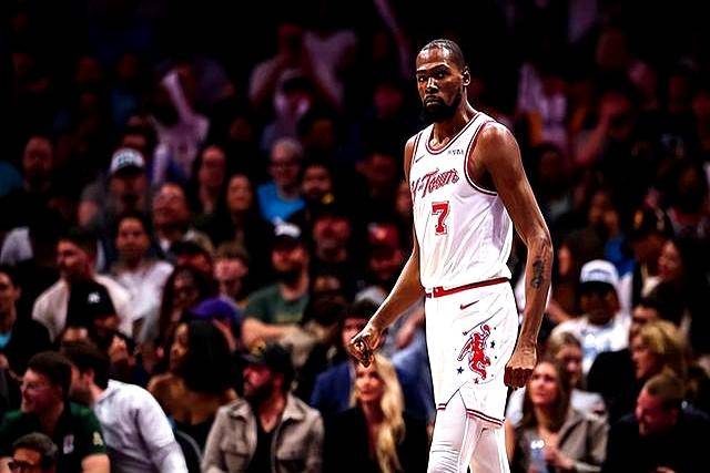 YABO-包含杜兰特在巴黎圣日耳曼比赛中出色防守，关键助攻引发热议！的词条