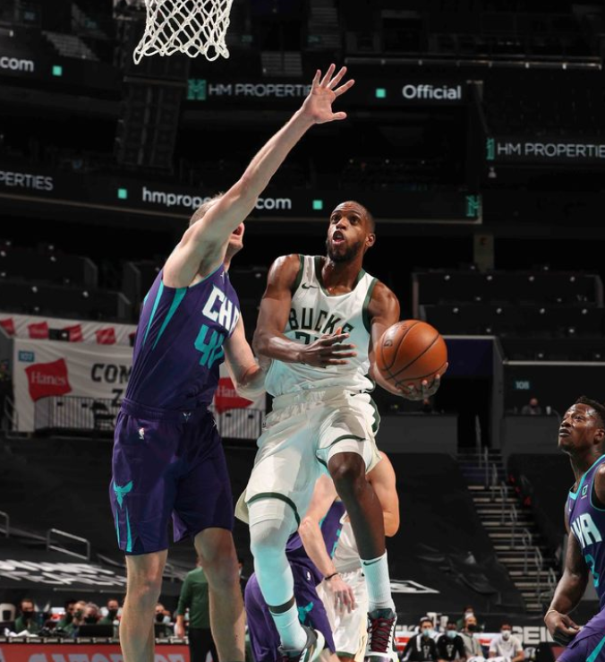 YABO-关于Doinb在雄鹿比赛中爆冷，突破纪录引发热议！的信息