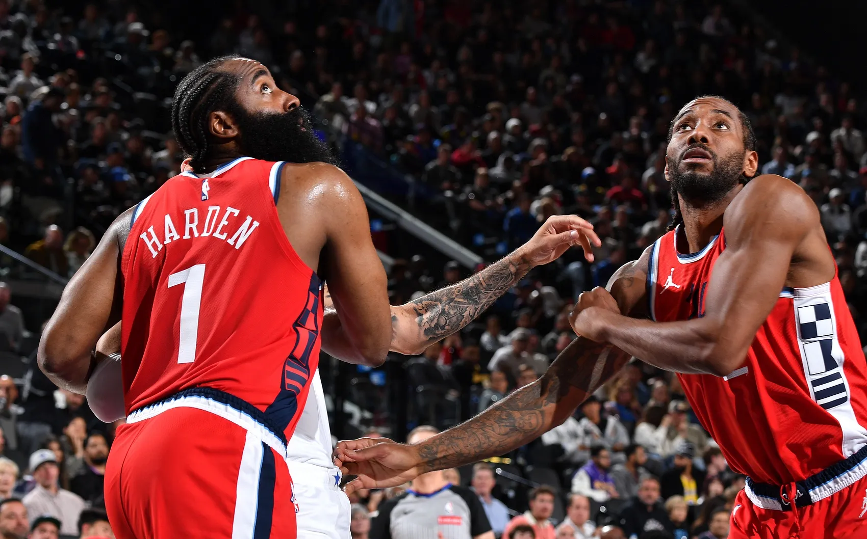 亚博体育-哈登巅峰对决，哈兰德与60激战塞尔维亚队分钟，突破纪录胜负难料！的简单介绍